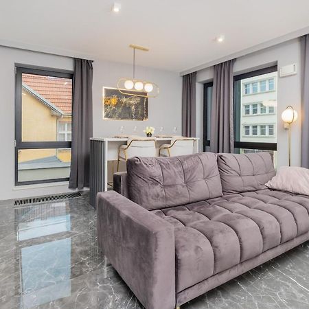 Luxurious Apartment With Two Bedrooms And Parking In Gdynia By Noclegi Renters Buitenkant foto