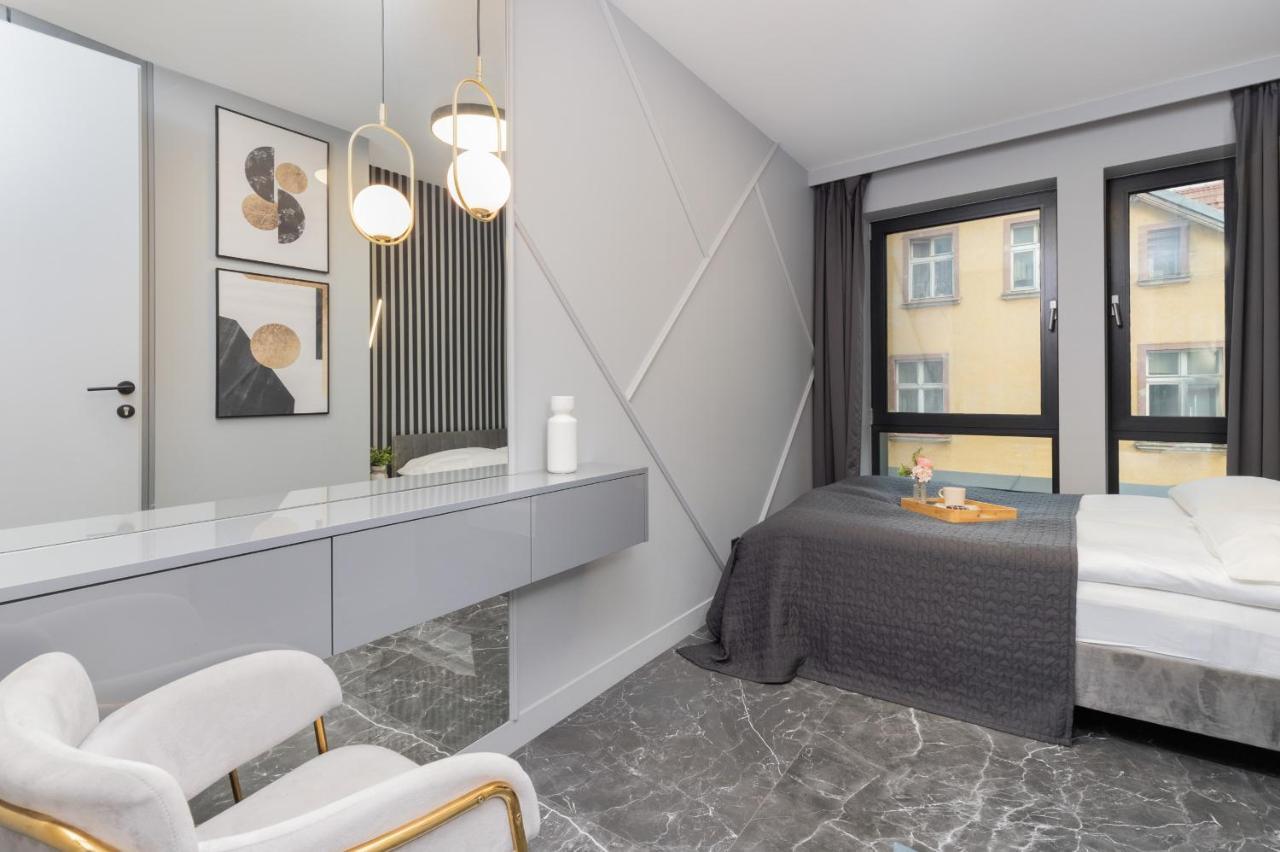Luxurious Apartment With Two Bedrooms And Parking In Gdynia By Noclegi Renters Buitenkant foto