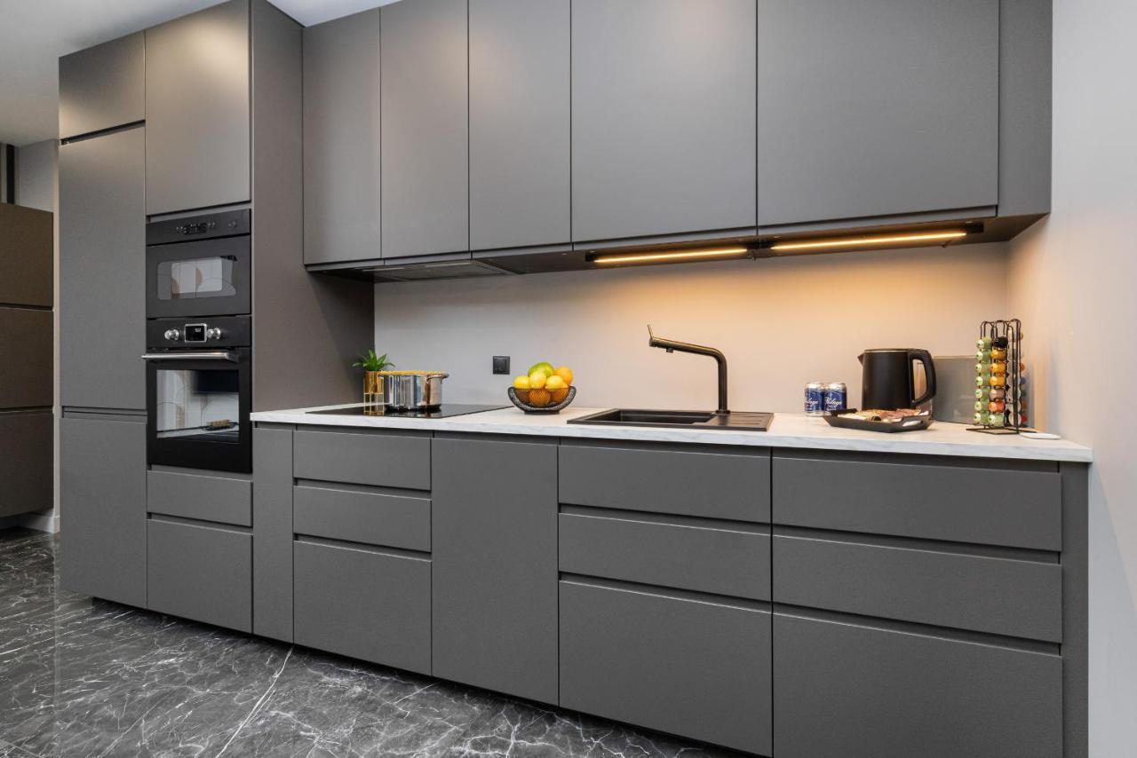 Luxurious Apartment With Two Bedrooms And Parking In Gdynia By Noclegi Renters Buitenkant foto