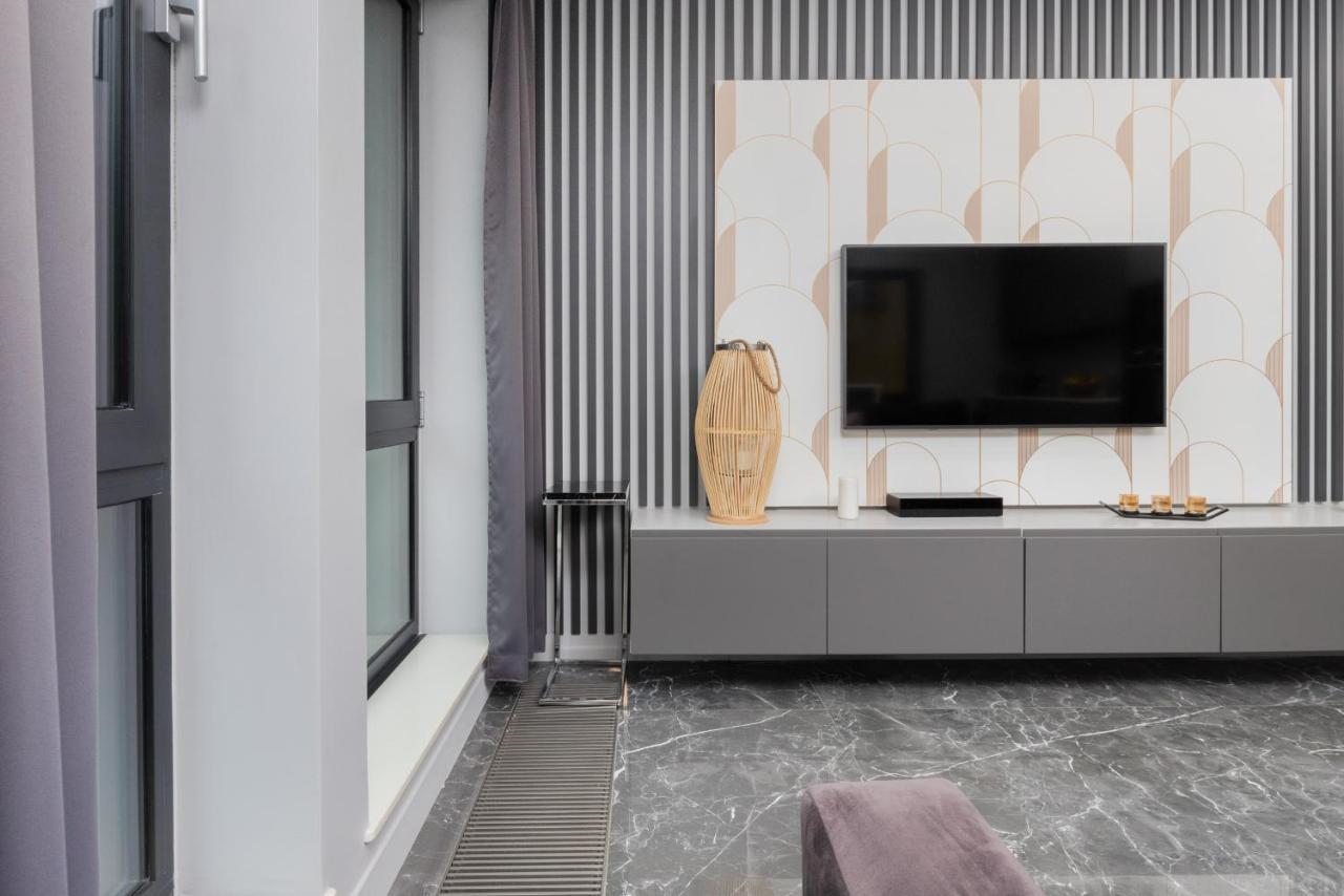 Luxurious Apartment With Two Bedrooms And Parking In Gdynia By Noclegi Renters Buitenkant foto